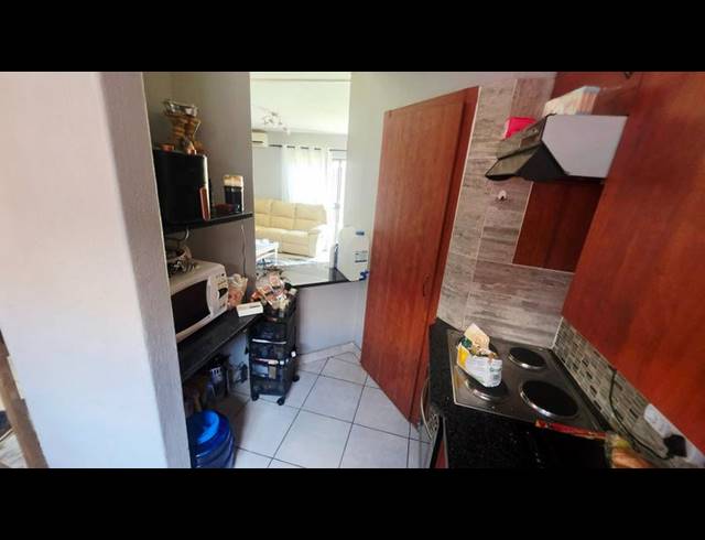 2 BEDROOM TOWNHOUSE FOR SALE IN MONTANA